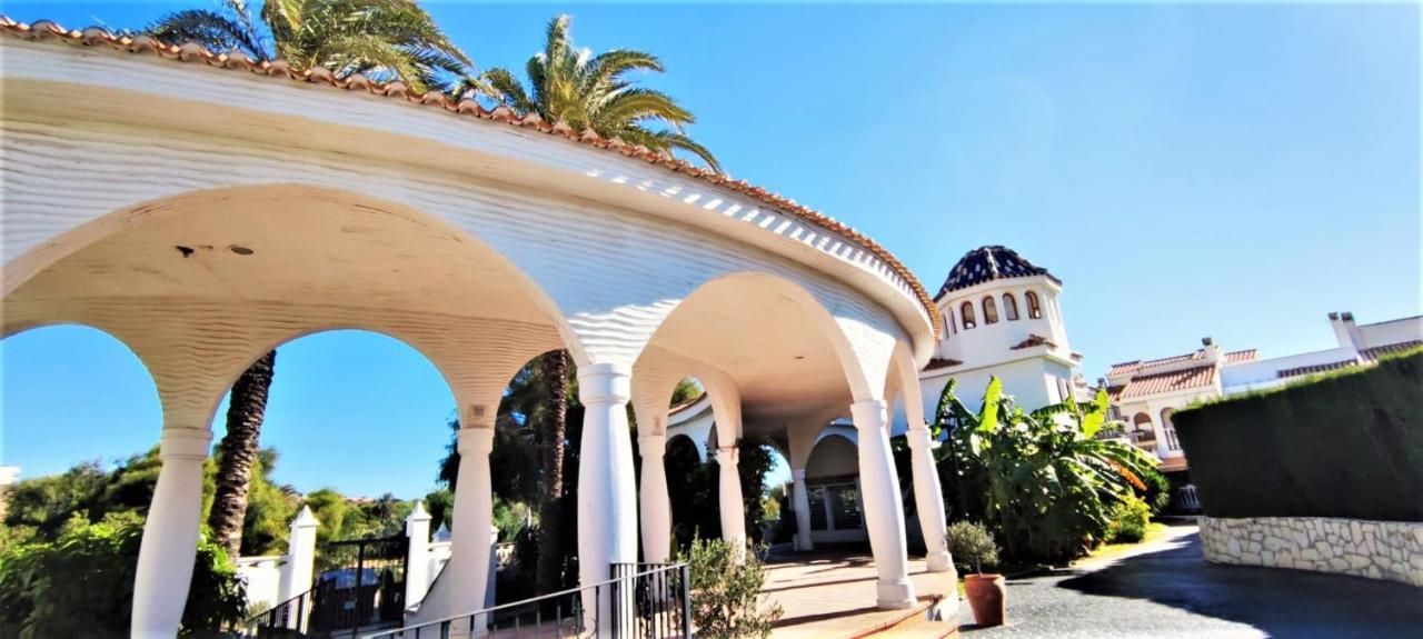 Townhouse With Bbq And Pools - Costa Hispania Puerto Marino Exteriör bild
